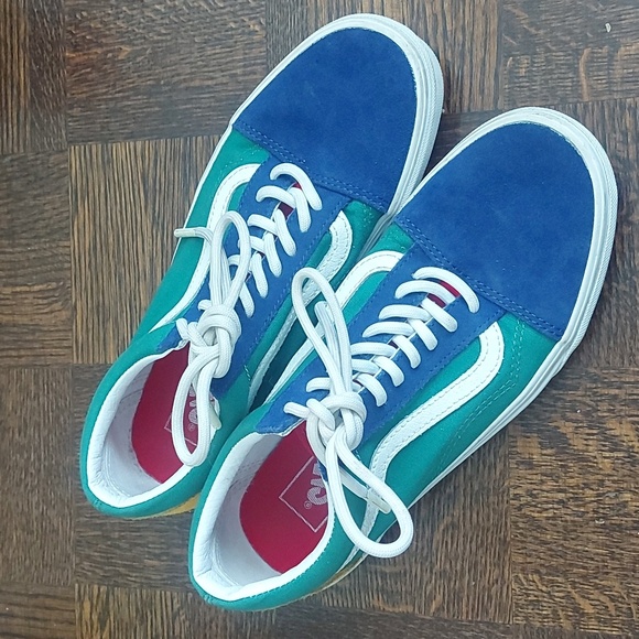 Vans Shoes - Vans colourblock low rise sneakers